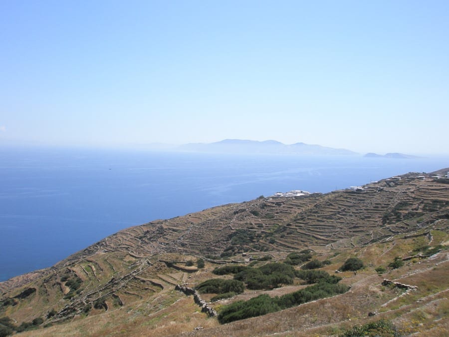Cyclades building land